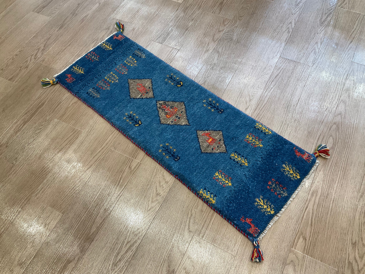 ギャッベ  115cm x 40cm RD9686