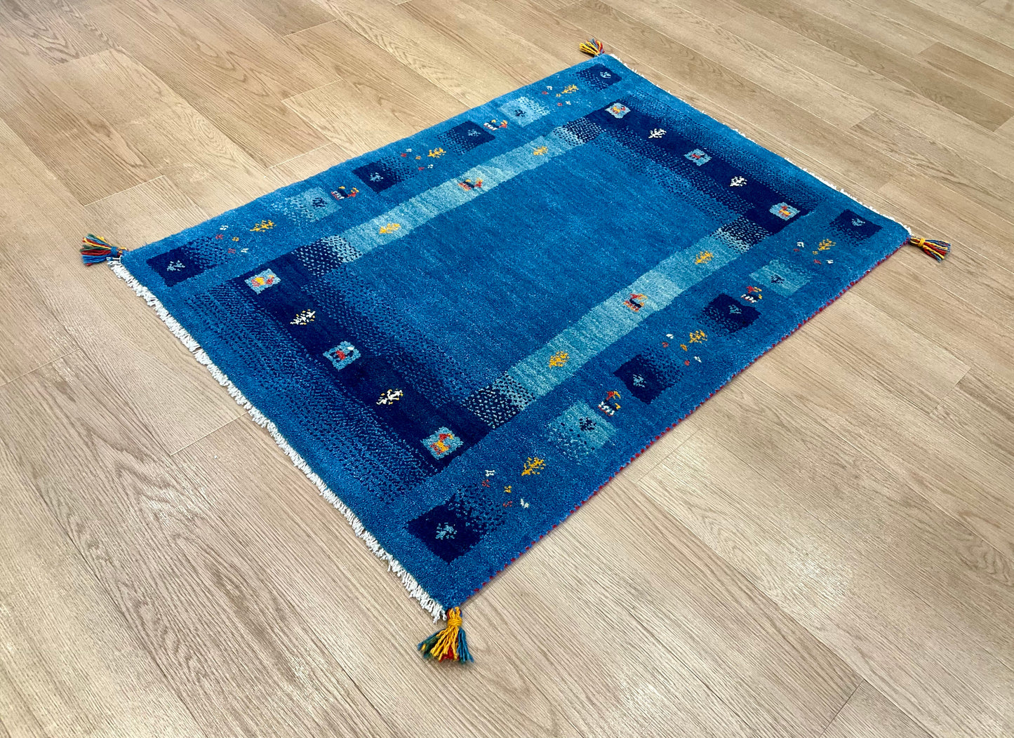 ギャッベ 118cm x 83cm RJ11782