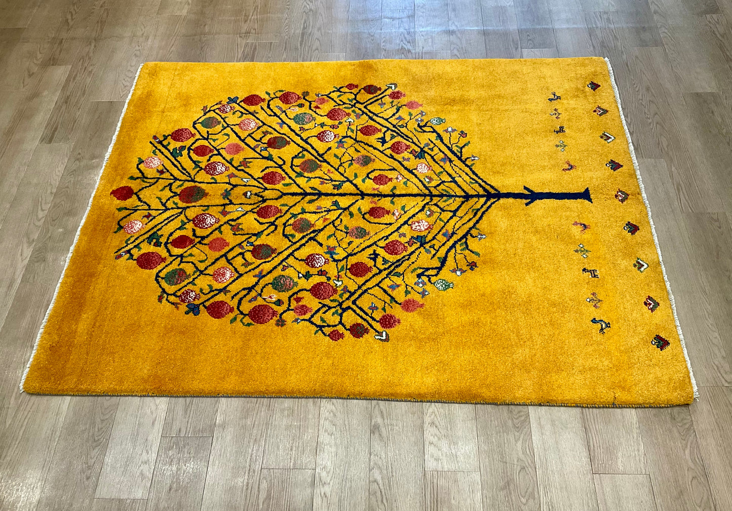 ギャッベ 200cm x 155cm RJ11394
