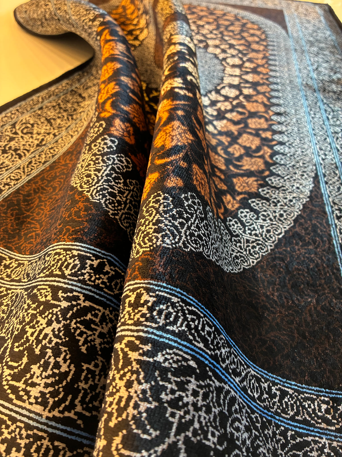 【千葉店】クム シャナ工房 120cm x 78cm NT17090