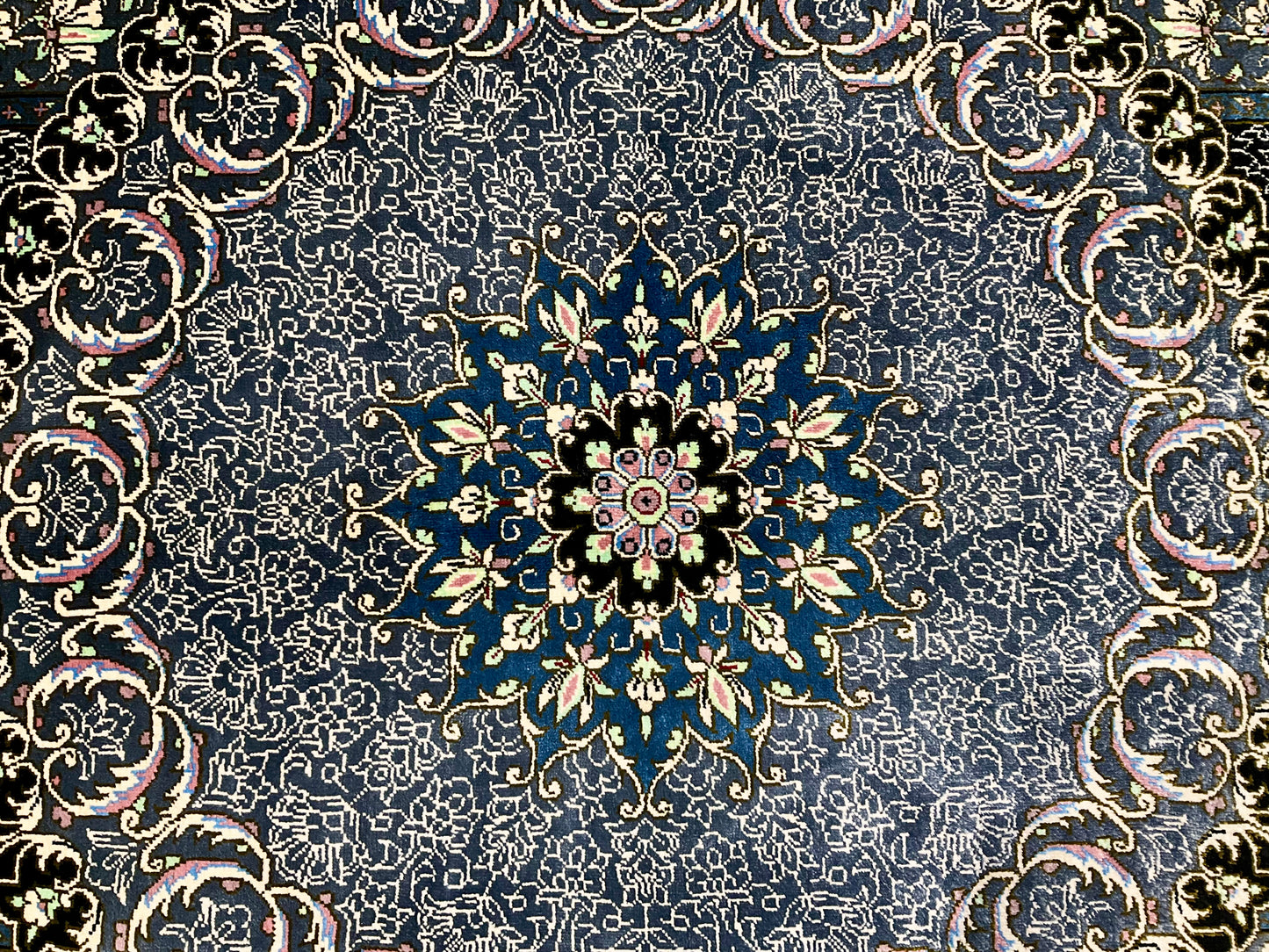 クム マスミ(マースミ)工房 206cm x 137cm JM238
