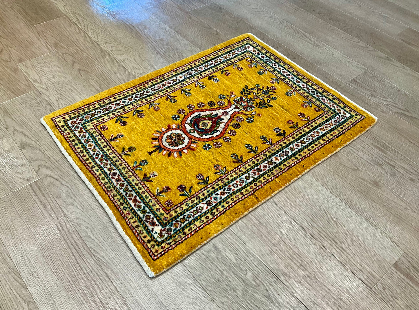 カシュクリギャッベ 89cm x64cm RJ16084