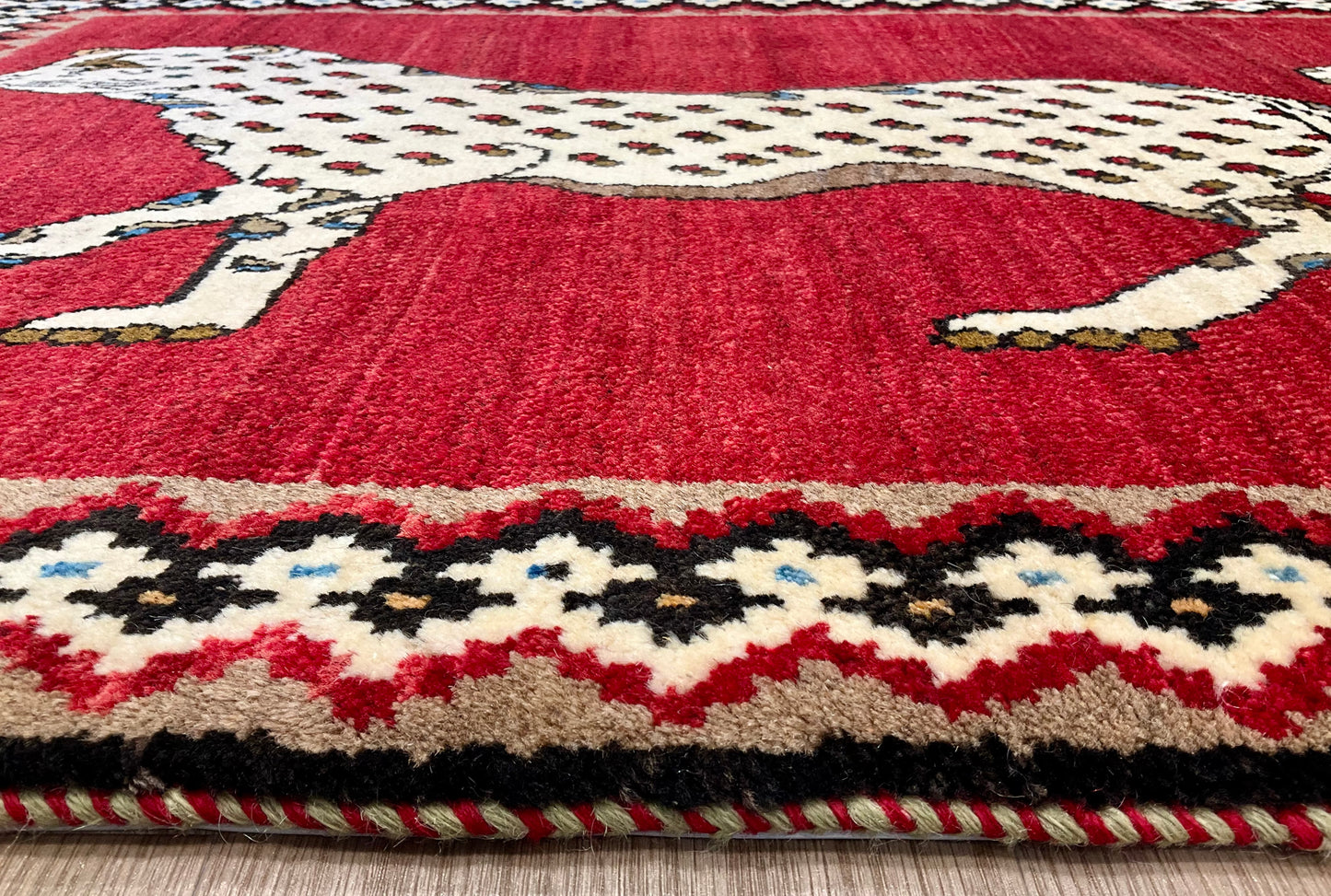 ギャッベ アマレバフト 135cm x 88cm RJ11427