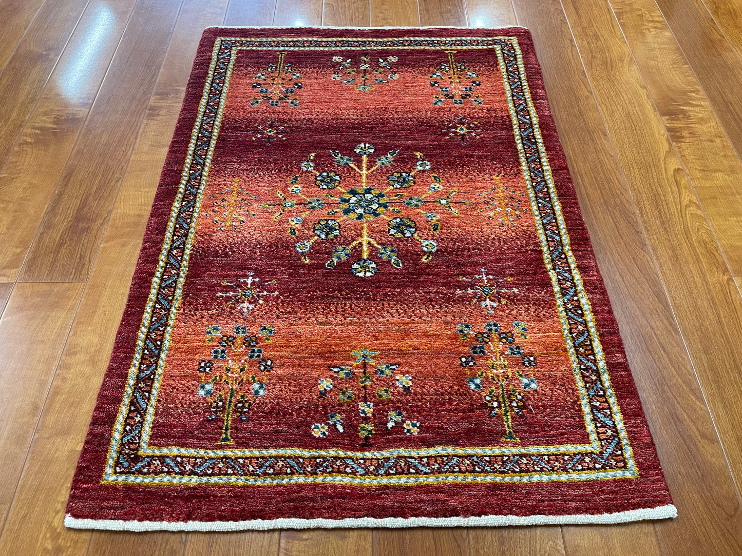 【オンライン限定】カシュクリギャッベ 93cm x 65cm RJ17292
