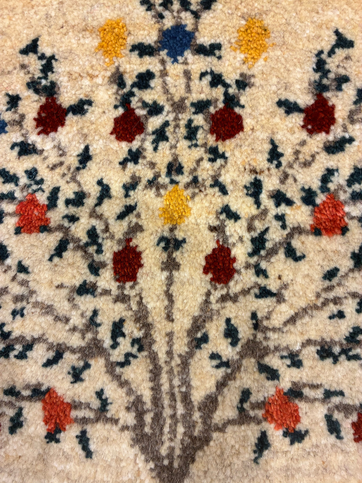 【千葉店】ギャッベ 58cm x 41cm NN19689