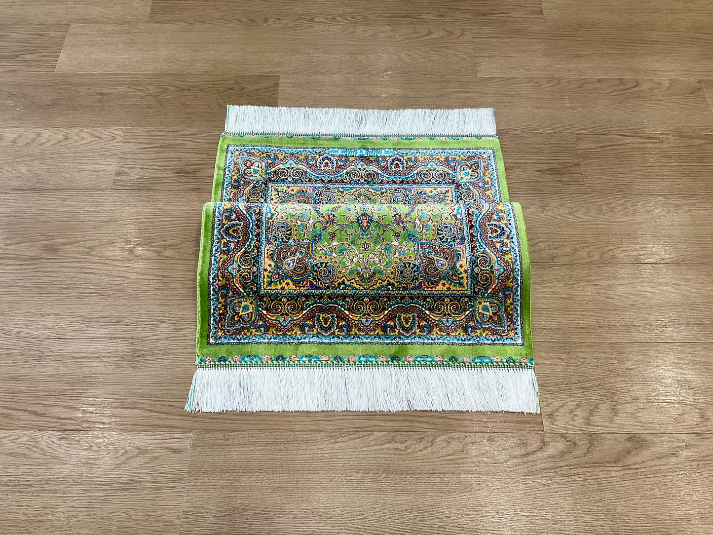 ペルシャンシルク 90cm x 60cm PS10934