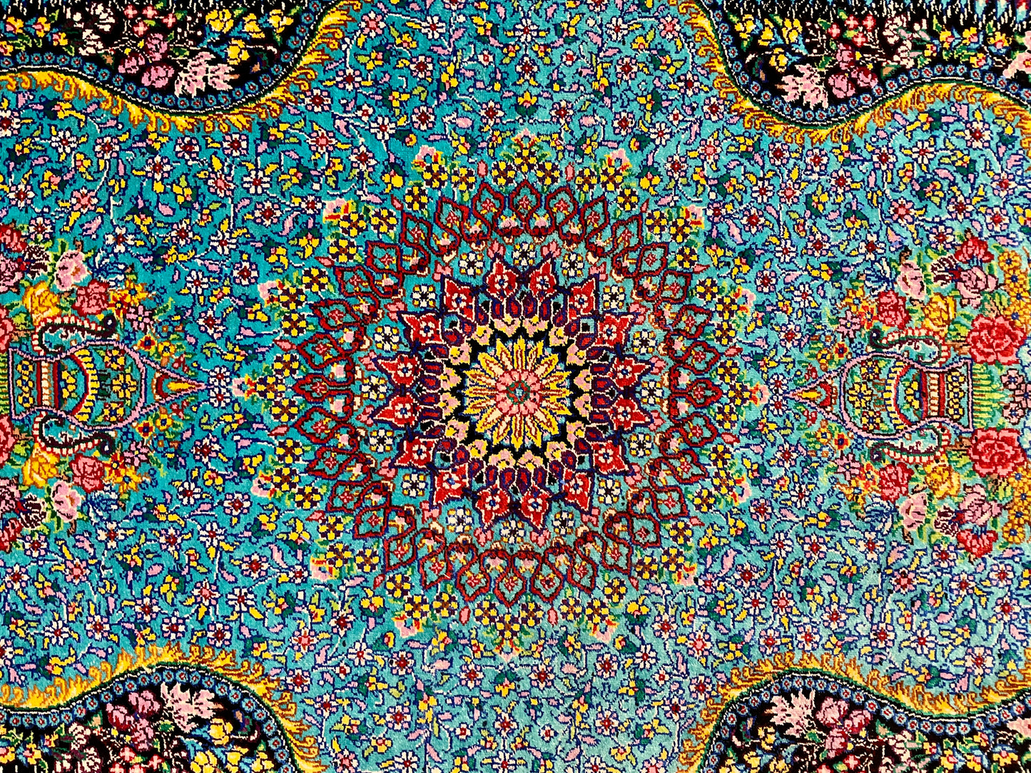 クム サフィザーデ工房 123m x 78cm SA1731