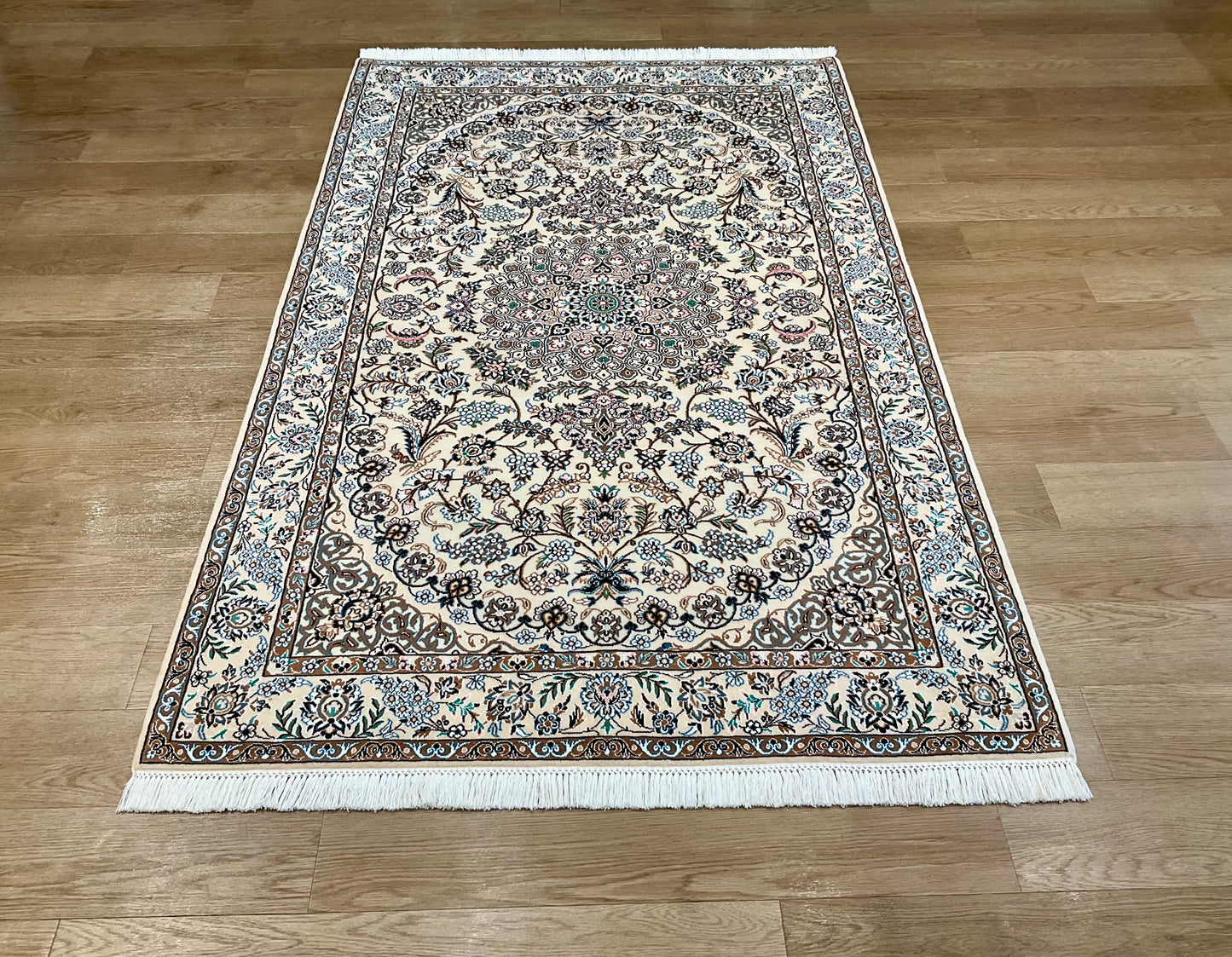 ナイン 210cm x 132cm PS1174