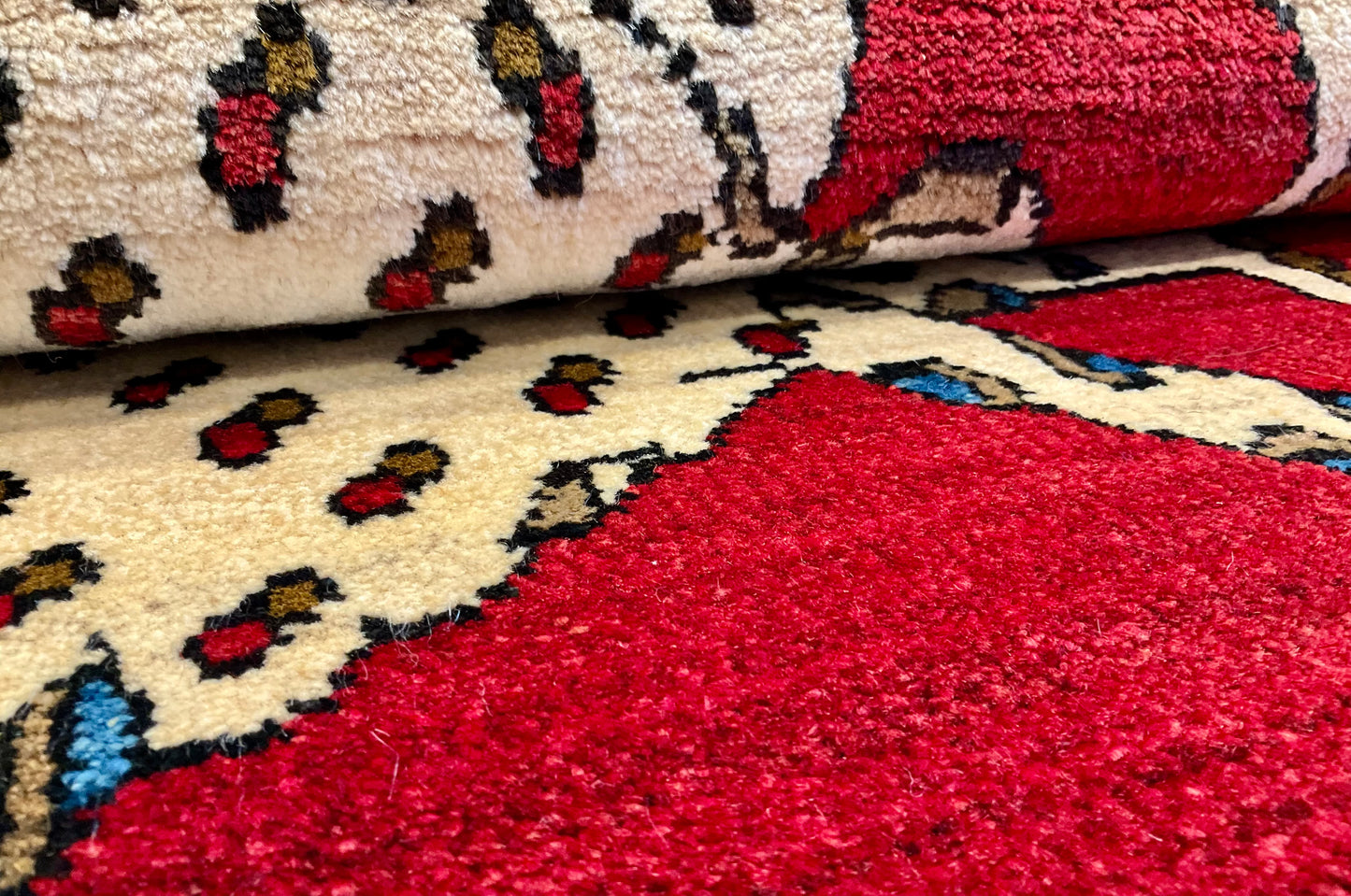 ギャッベ アマレバフト 135cm x 88cm RJ11427