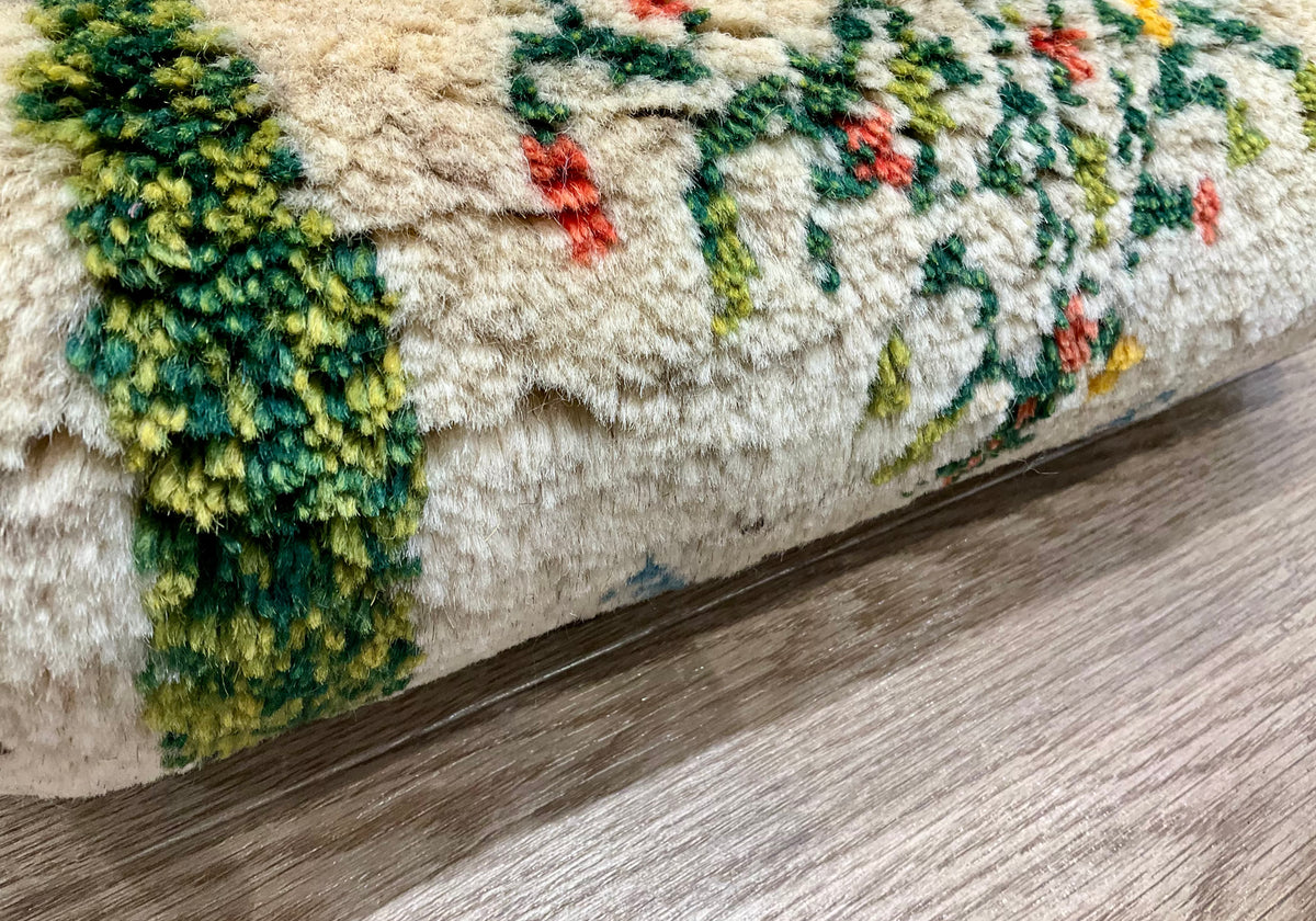 【福岡店】ギャッベ 37cm x 38cm Z3692