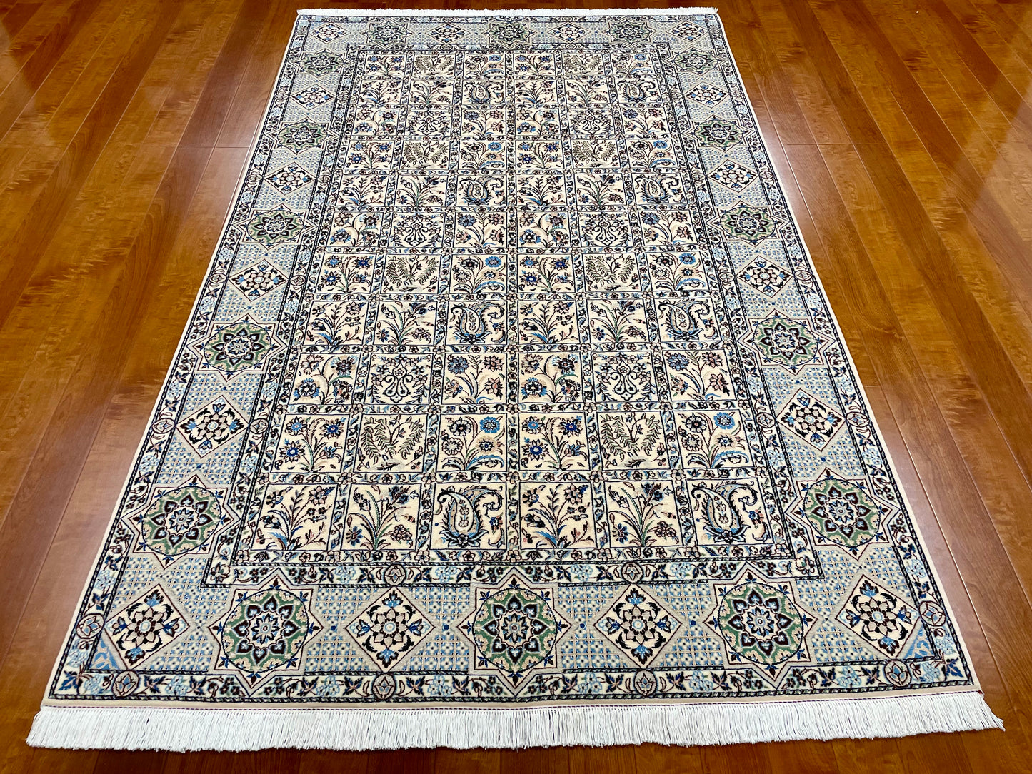 【オンライン限定】ナインシシラ ハビビアン工房 235cm x 148cm A21534