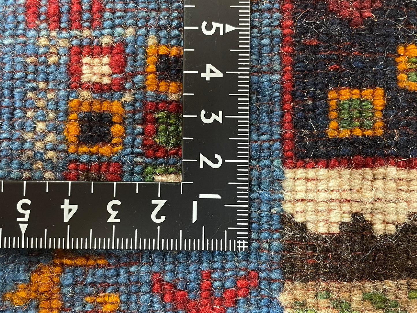 【オンライン限定】カシュクリギャッベ 130cm x 80cm BT5144