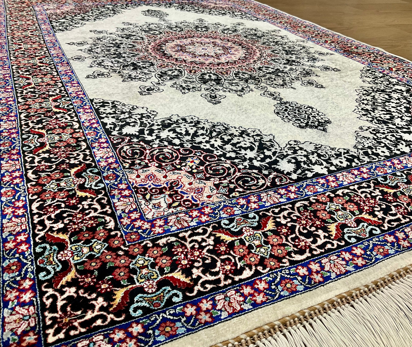 ペルシャンシルク 120cm x 80cm PS10969