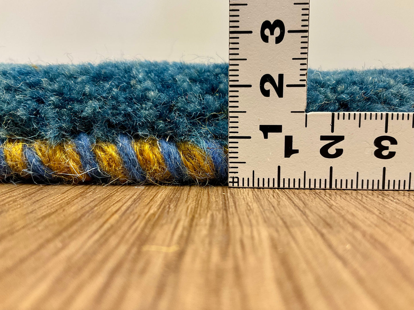 ギャッベ 42cm x 42cm Z786