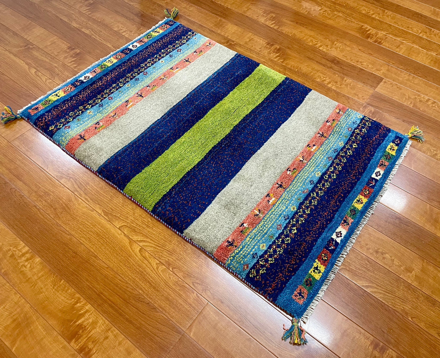 【オンライン限定】ギャッベ 122cm x 82cm RJ9682