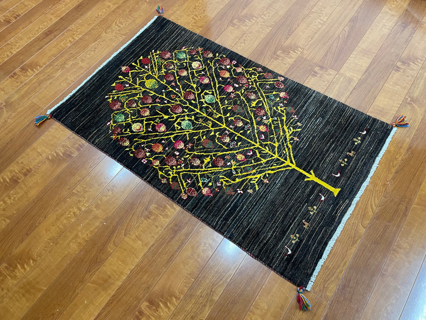 【オンライン限定】カシュクリギャッベ 130cm x 80cm RJ13673