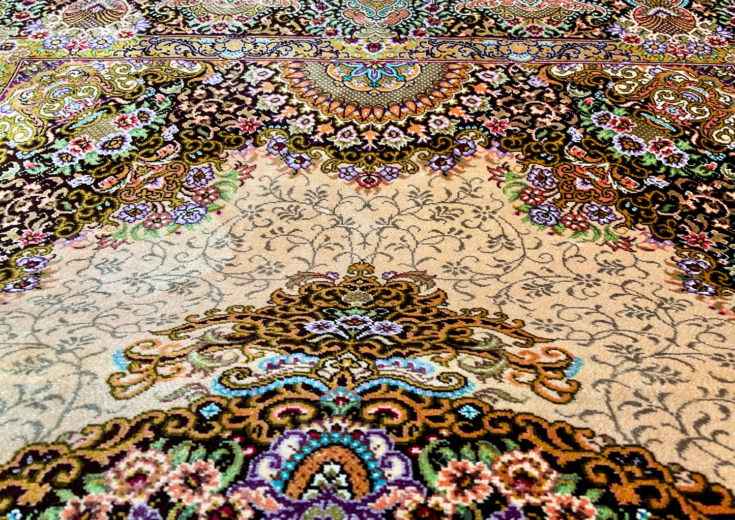 クム メイマリヤン工房 124cm x 82cm A22567