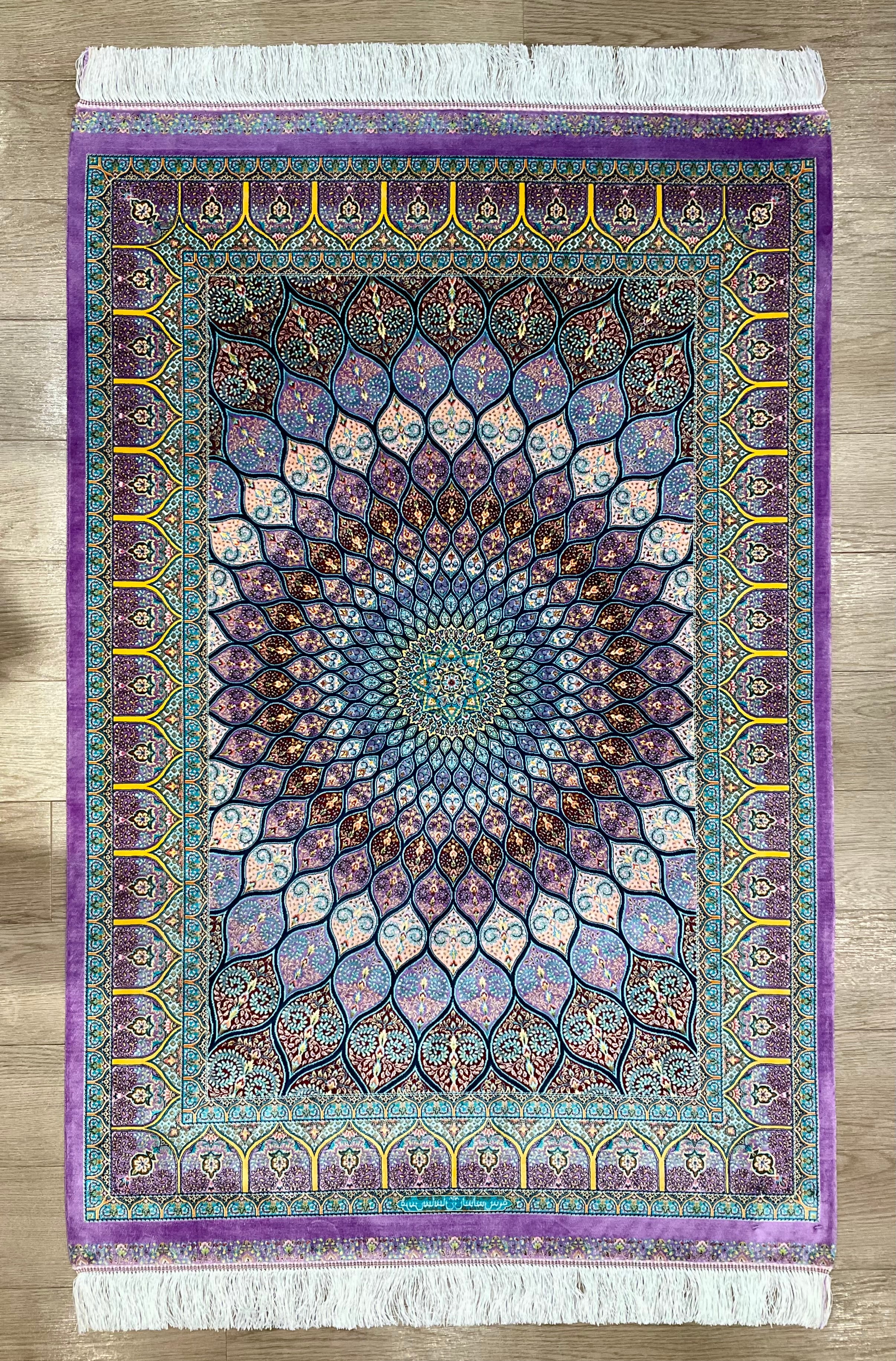 ペルシャンシルク（機械織） – ペルシャ絨毯専門店 ペルシャンパトリス