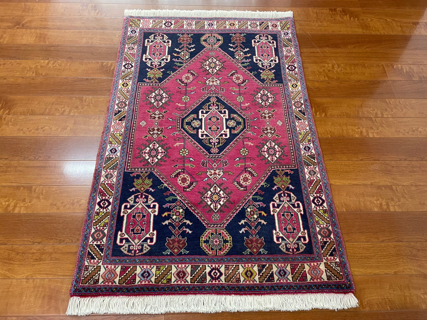 【オンライン限定】カシュガイ 125cm x 80cm PS7834