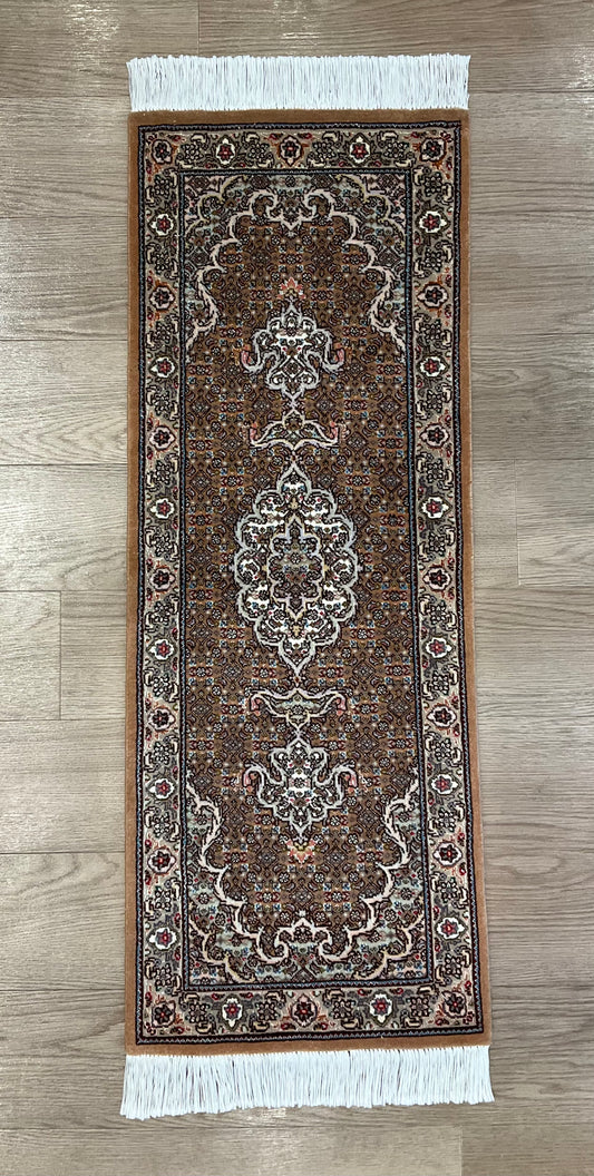 タブリーズ  113cm x 42cm NT7106