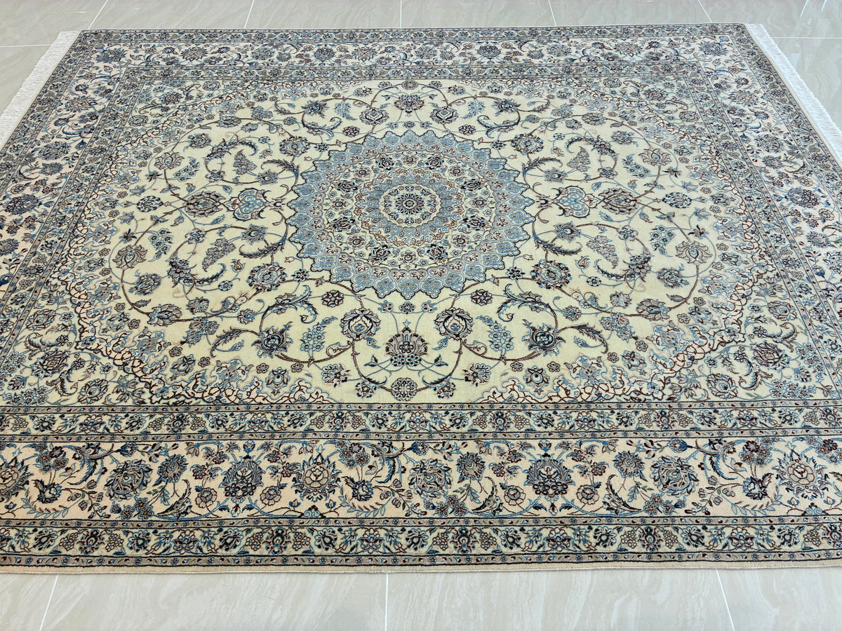 【オンライン限定】 ナイン・シシラ ハビビアン工房　 258cm x 205cm PS13001