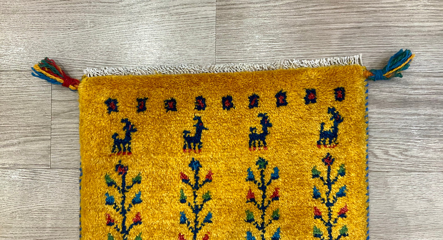 ギャッベ 44cm x 43cm Z703