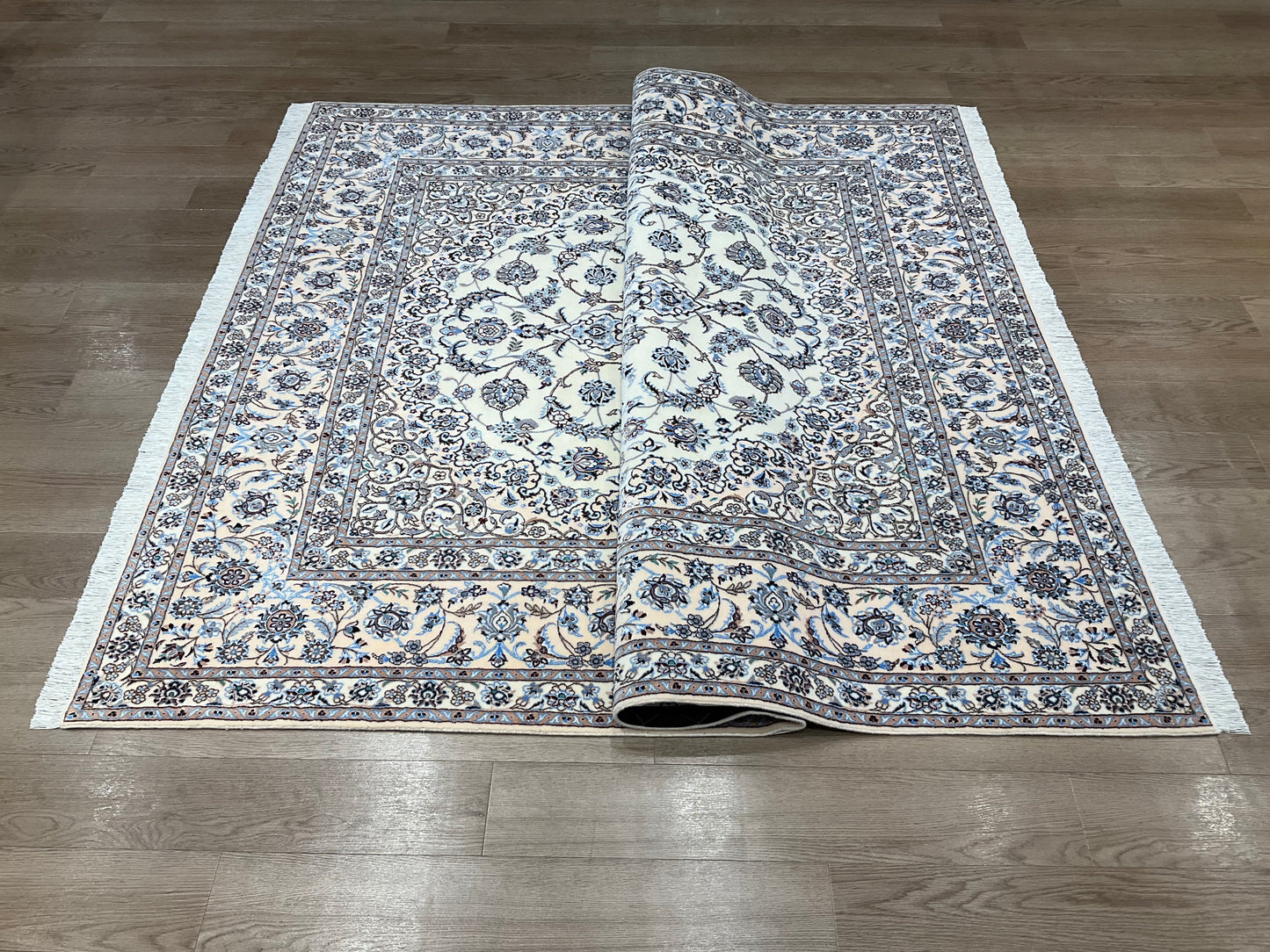 ナインシシラ ハビビアン工房 260cm x 200cm PS7583
