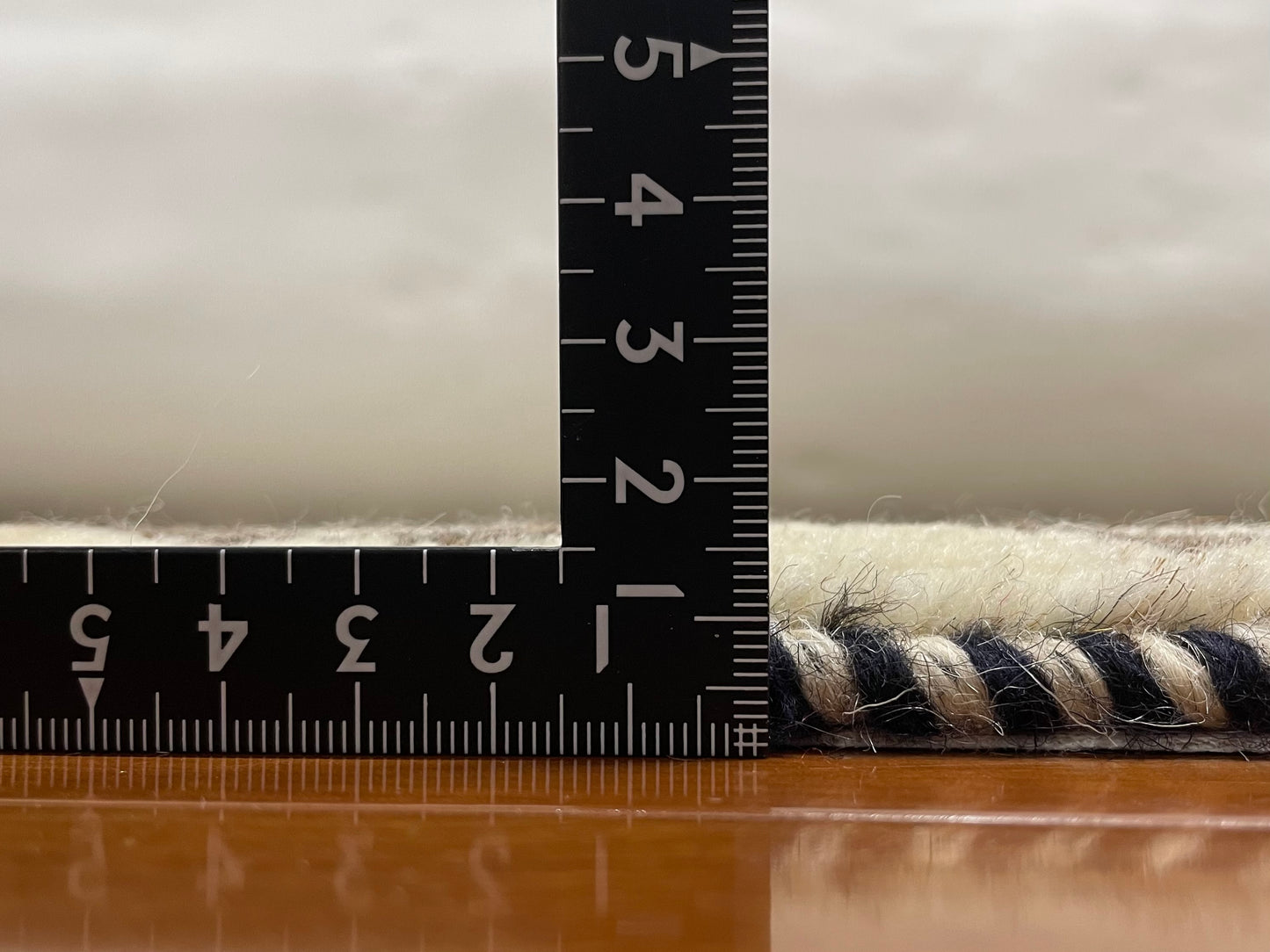 【オンライン限定】ギャッベ アマレバフト 140cm x 82cm RJ12418
