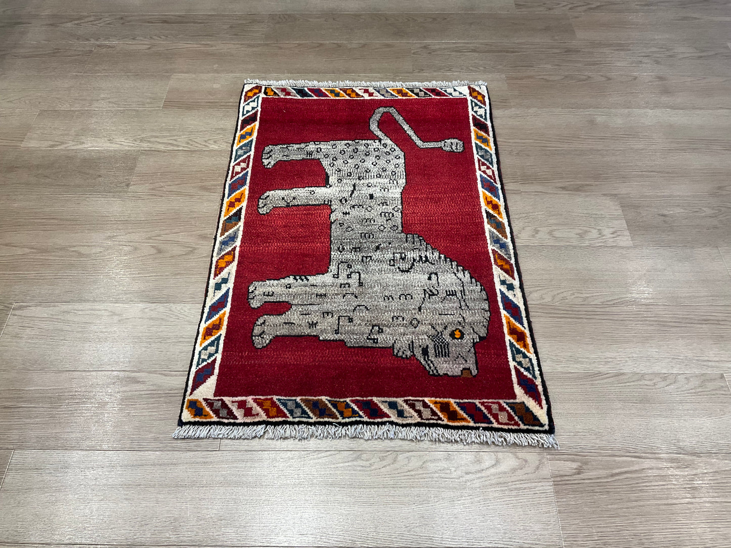 シラーズ 97cm x 65cm RJ13543