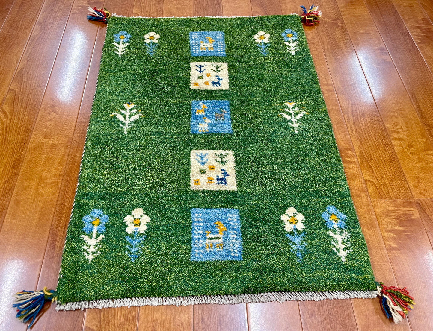 【オンライン限定】ギャッベ 88cm x 62cm RJ1624