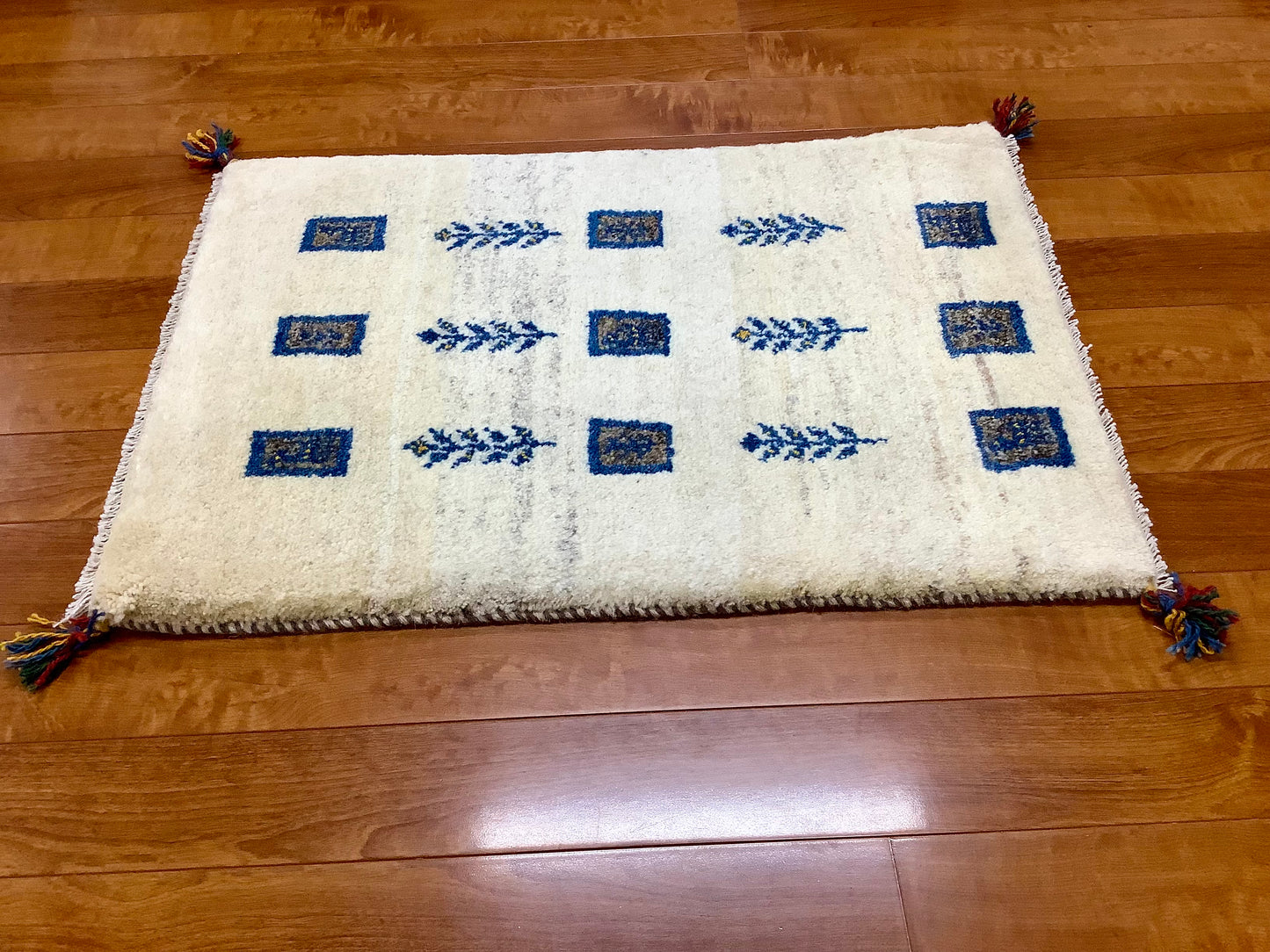 【オンライン限定】ギャッベ 87cm x 60cm RJ13751