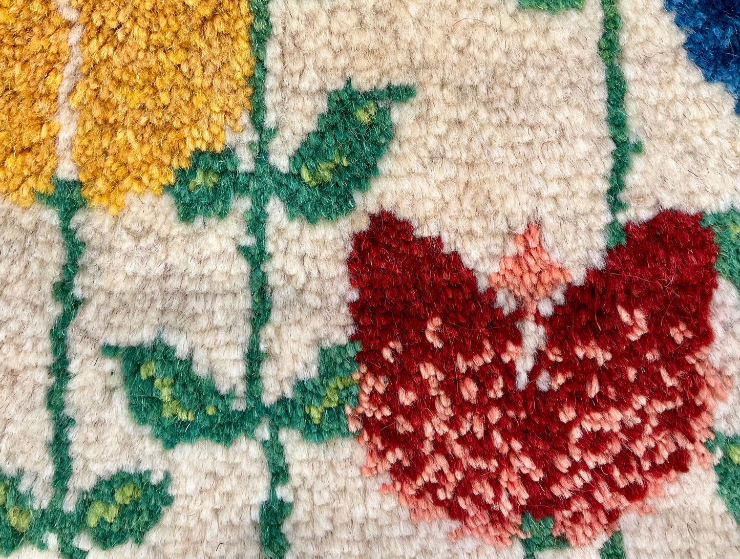 ギャッベ 40cm x 40cm Z101