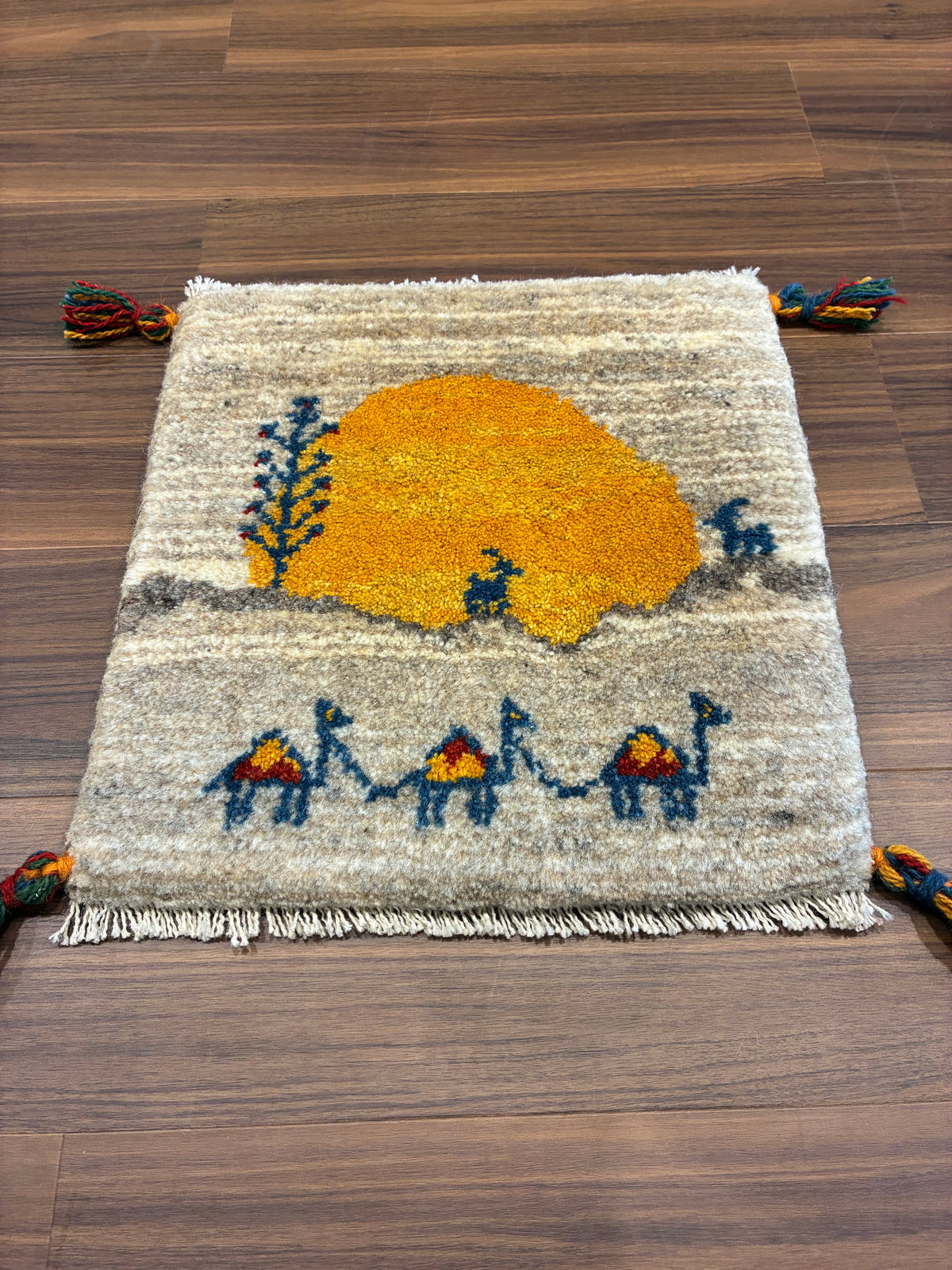 【千葉店】ギャッベ 39cm x 40cm Z3054