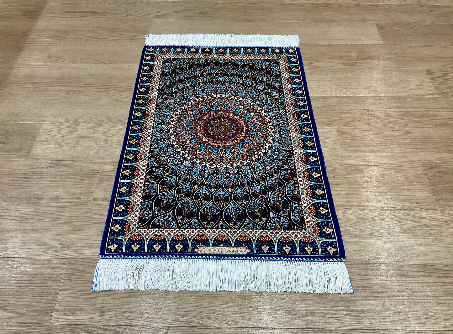 ペルシャンシルク 90cm x 60cm PS10548