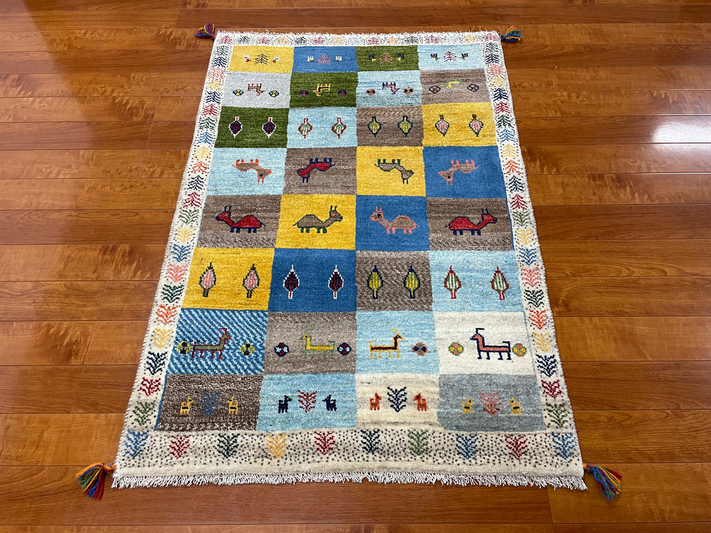 【オンライン限定】ギャッベ アマレバフト 130cm x 87cm RJ8732