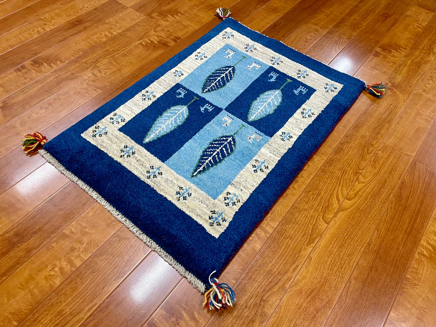 【オンライン限定】ギャッベ 90cm x 60cm RJ733