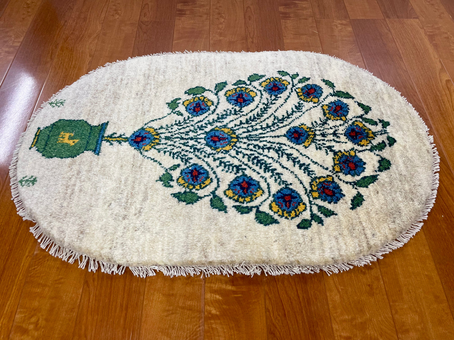 【オンライン限定】ギャッベ 88cm x 58cm (楕円形) RJ12588