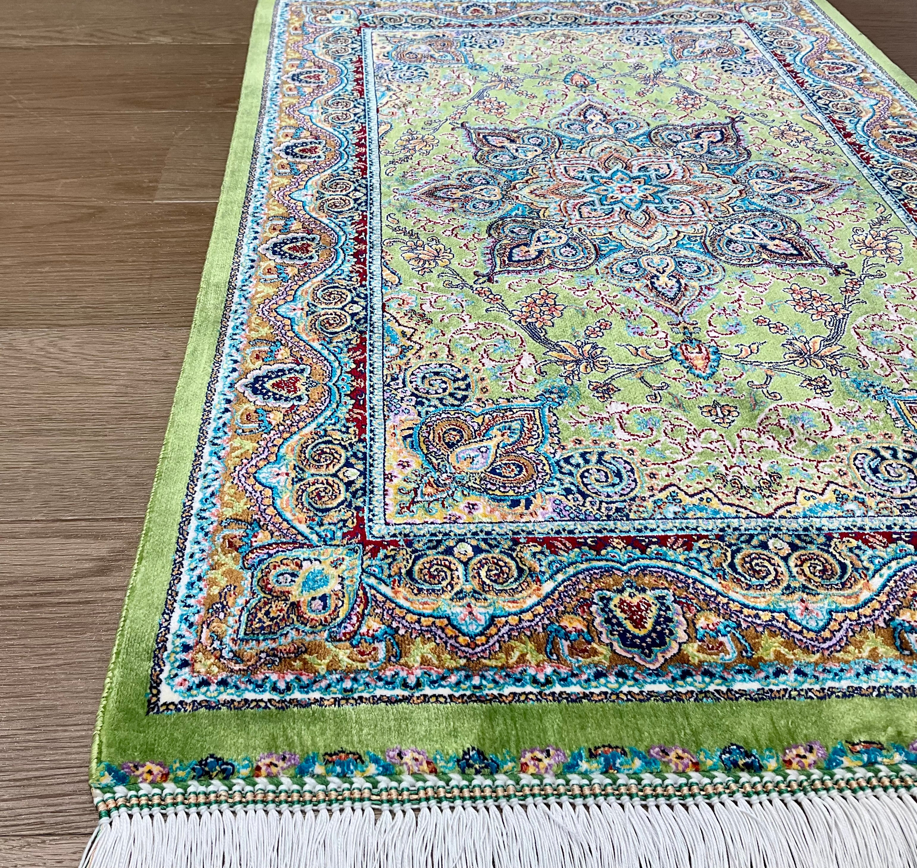 ペルシャンシルク 90cm x 60cm PS10826 – ペルシャ絨毯専門店