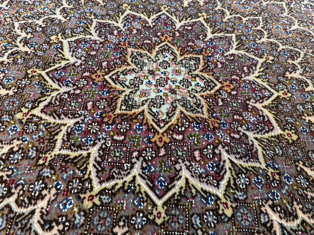 【オンライン限定】 タブリーズ 262cm x 202cm PS12621