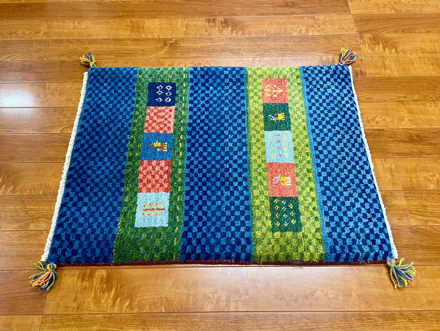 【オンライン限定】ギャッベ 87cm x 65cm RJ5725