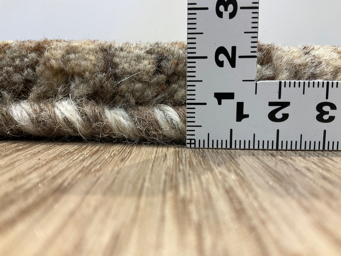 ギャッベ 43cm x 39cm T766