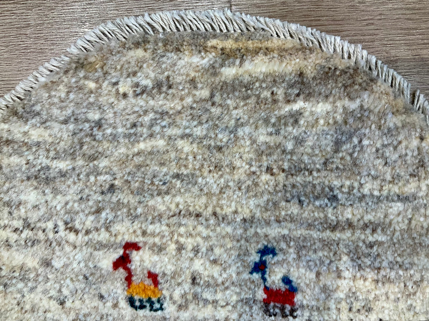 ギャッベ 42cm x 41cm T4456