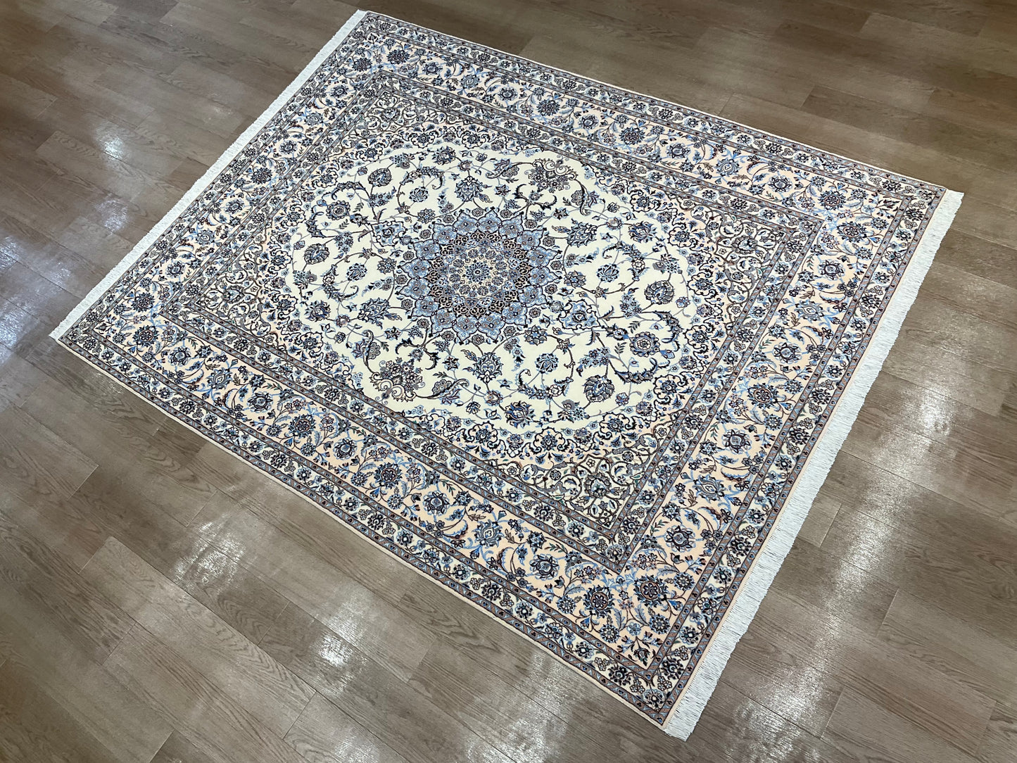 ナインシシラ ハビビアン工房 260cm x 200cm PS7583