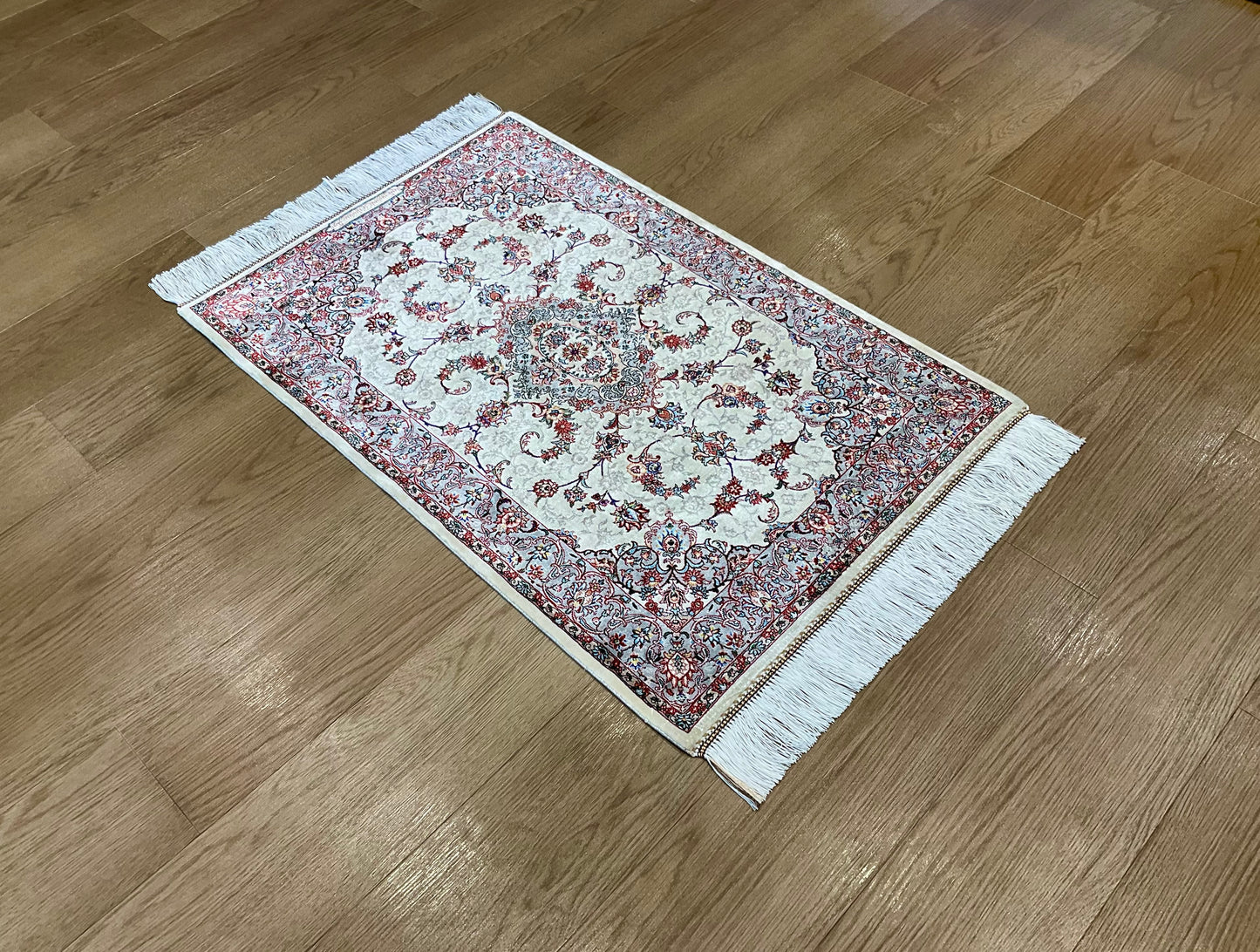 ペルシャンシルク 90cm x 60cm PS10560