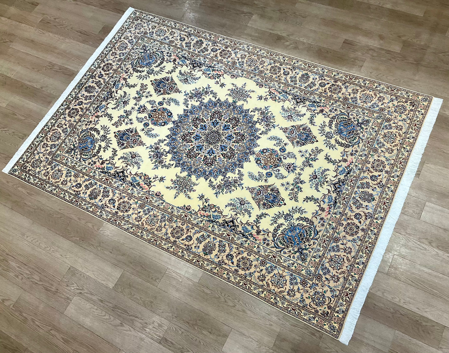 ナインシシラ ハビビアン工房 300cm x 200cm NT13671