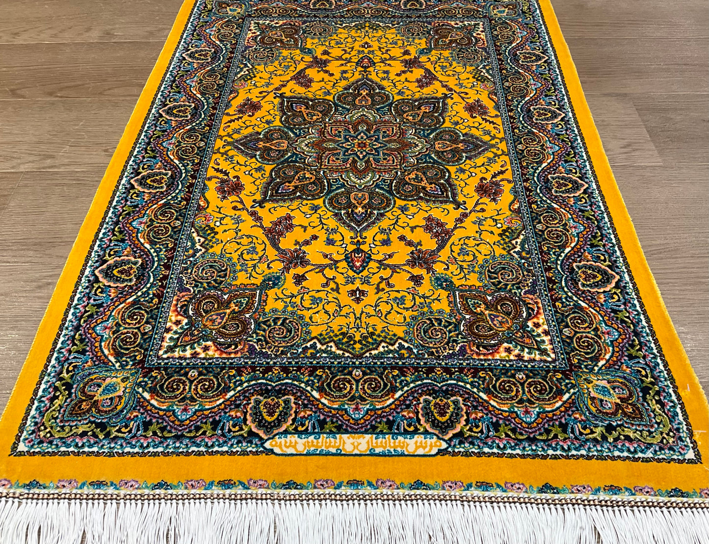 ペルシャンシルク 90cm x 60cm PS10887
