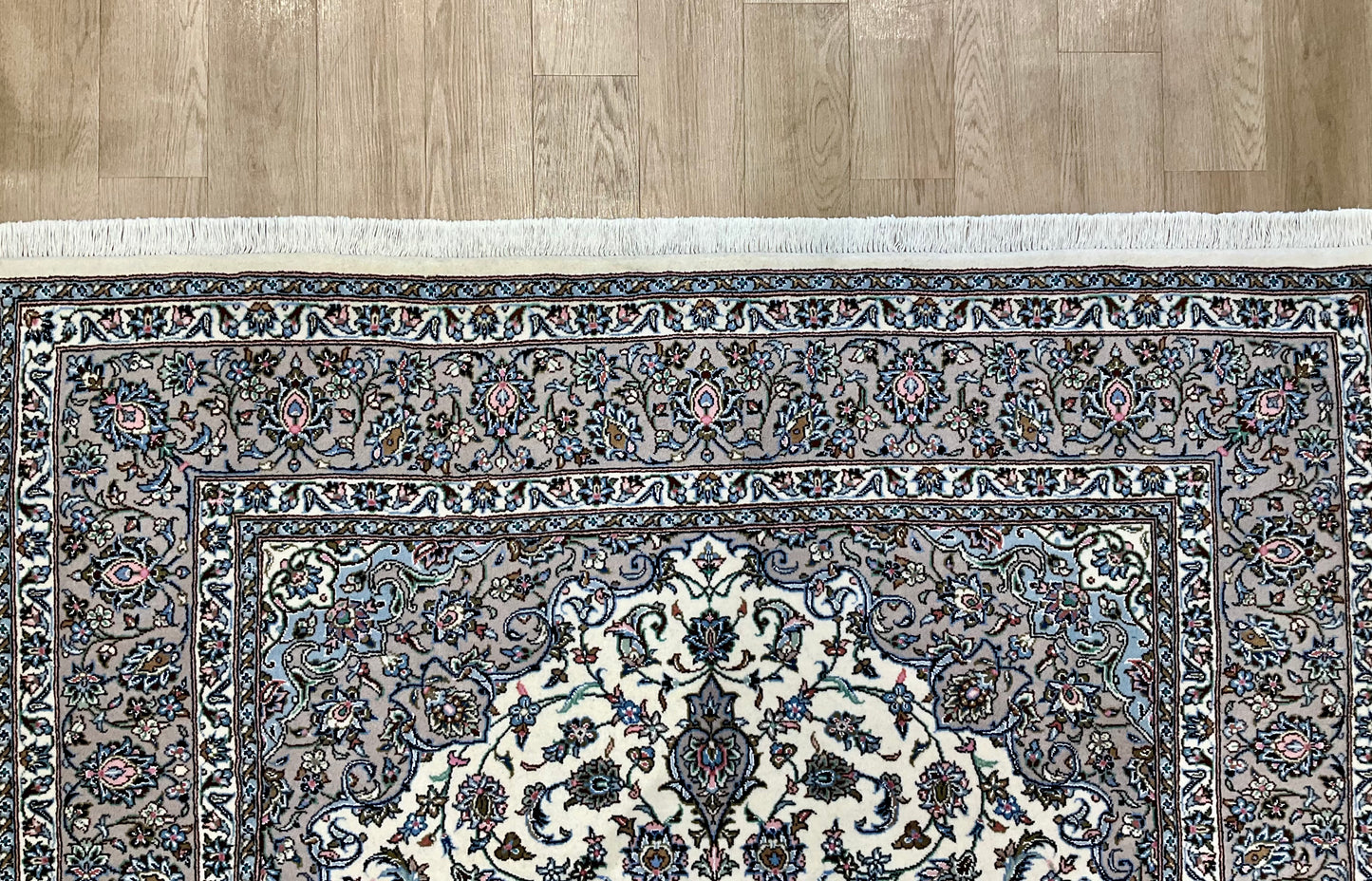 カシャーン (カシャン) 255cm x 207cm JM593