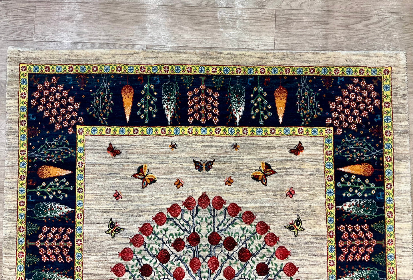 カシュクリギャッベ  200cm x 152cm RJ16073