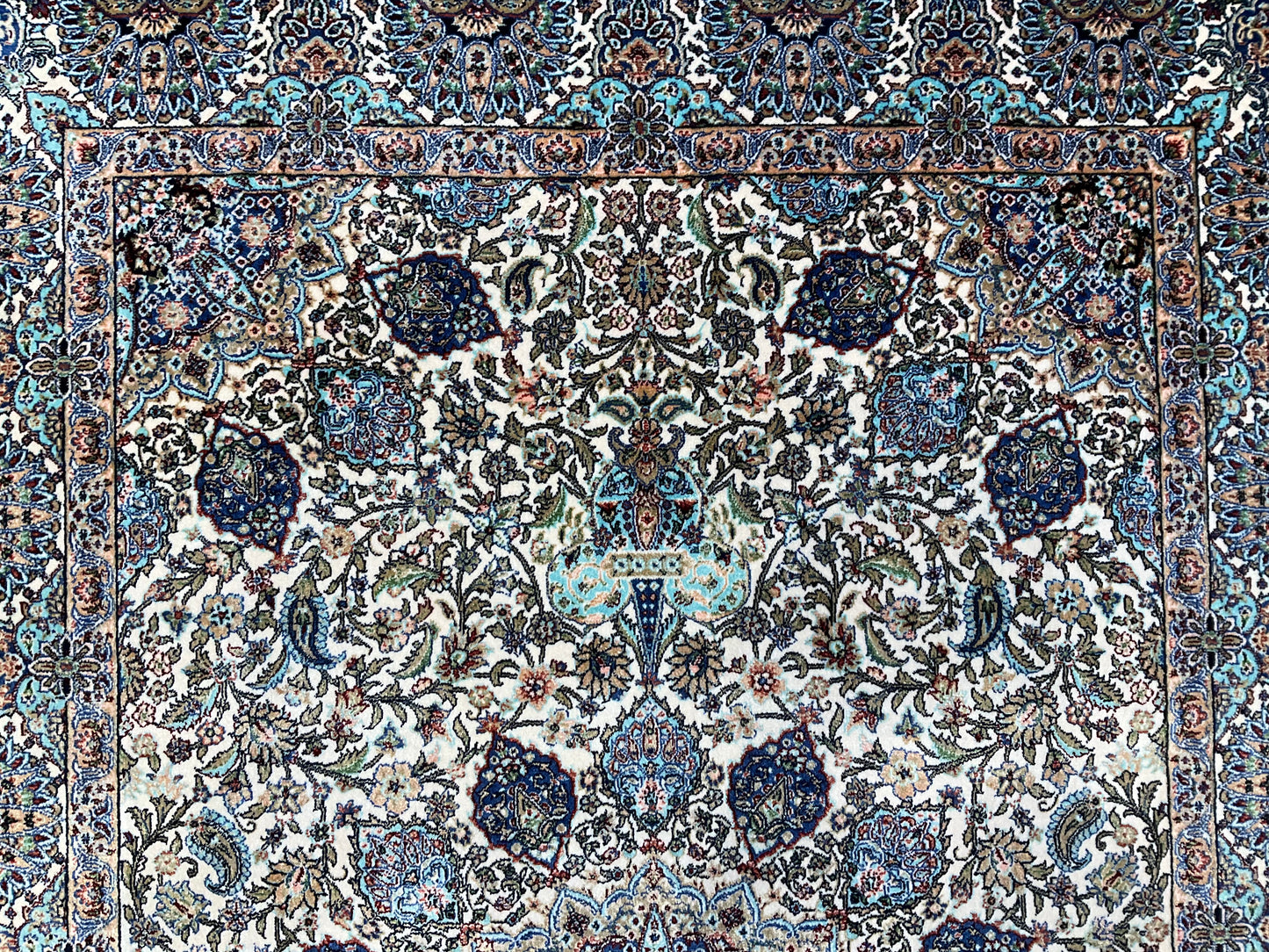 ペルシャンシルク 120cm x 80cm PS10168