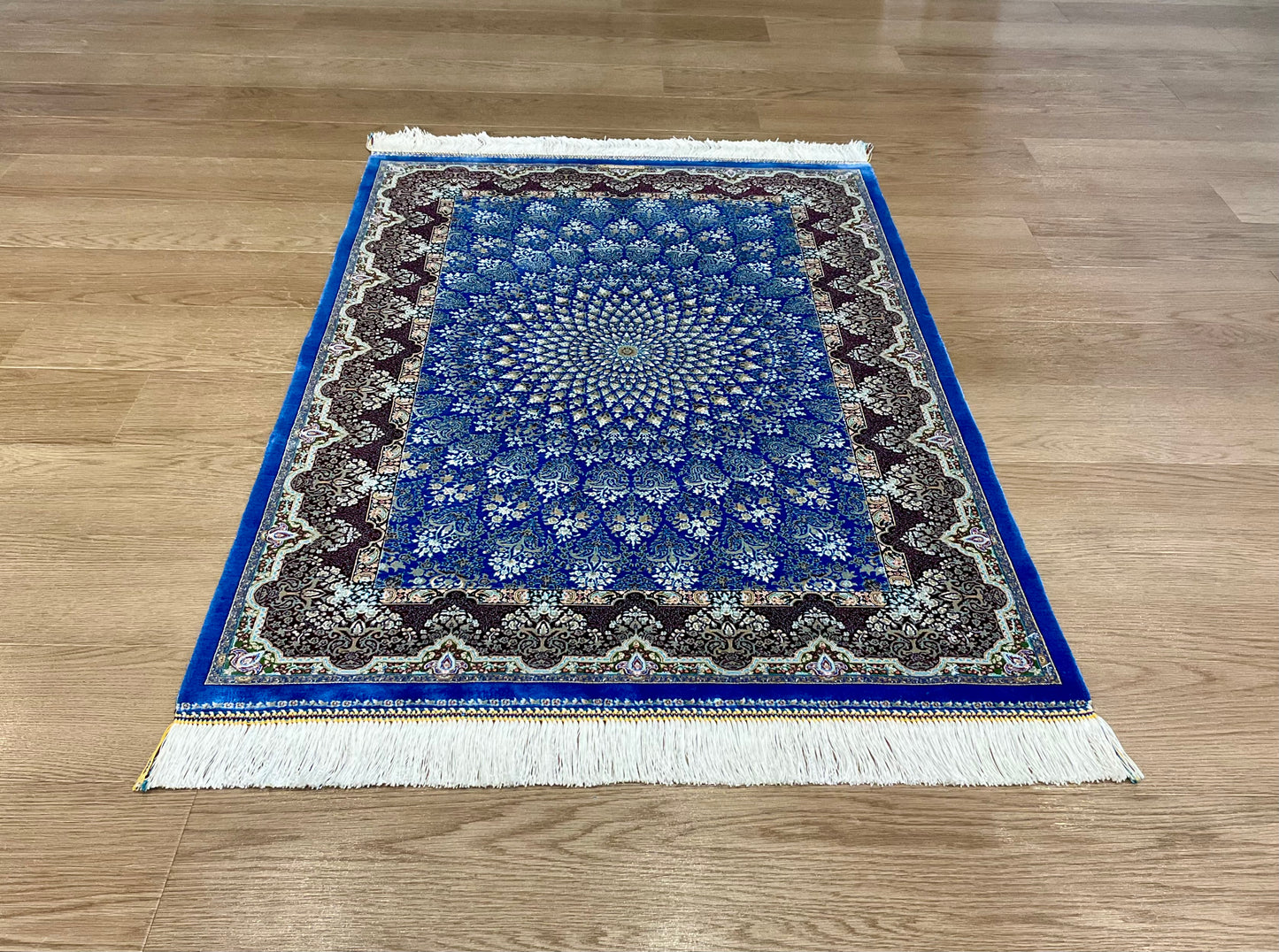 ペルシャンシルク 120cm x 80cm PS5489